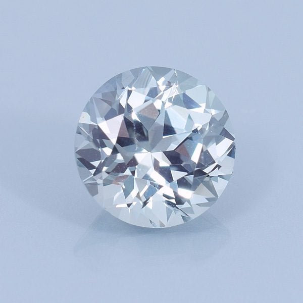 Finished version of Custom Round Brilliant Cut Sapphire