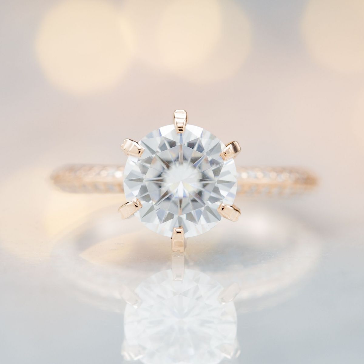 classic round cut ring