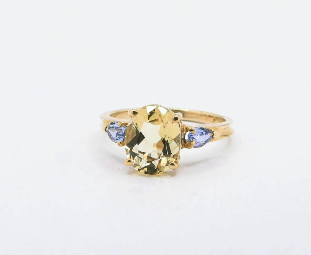 scapolite and tanzanite gold ring