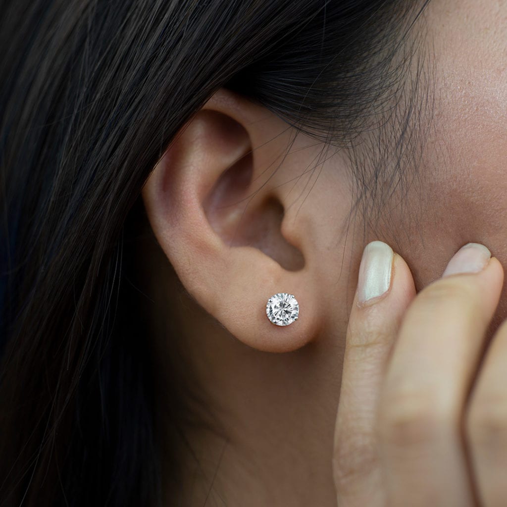 Round Natural Diamond Stud Earrings Metal: 14kt White Gold with Clarity