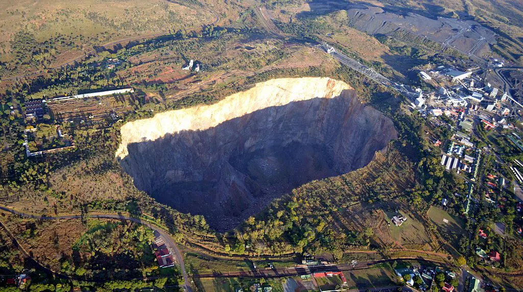 diamond mining - Premier Mine, South Africa