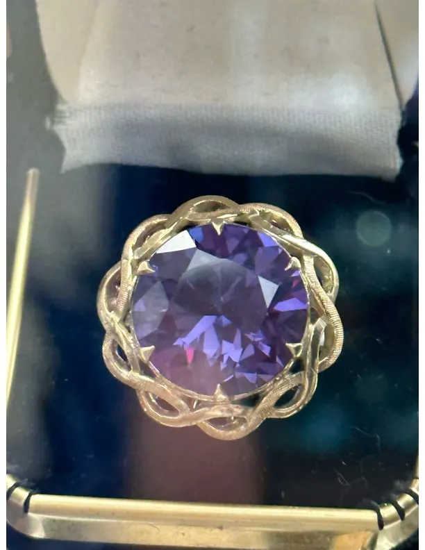 Vintage Jewelry with Synthetic Color Change Sapphire