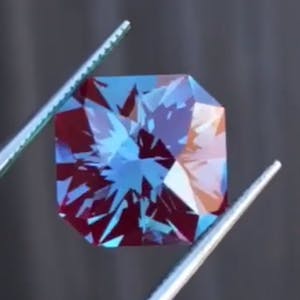 Void Reaver gem - lab-created alexandrite