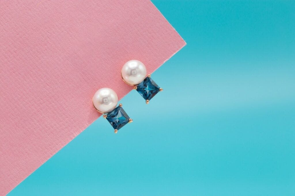 stunning pearl earrings custommade