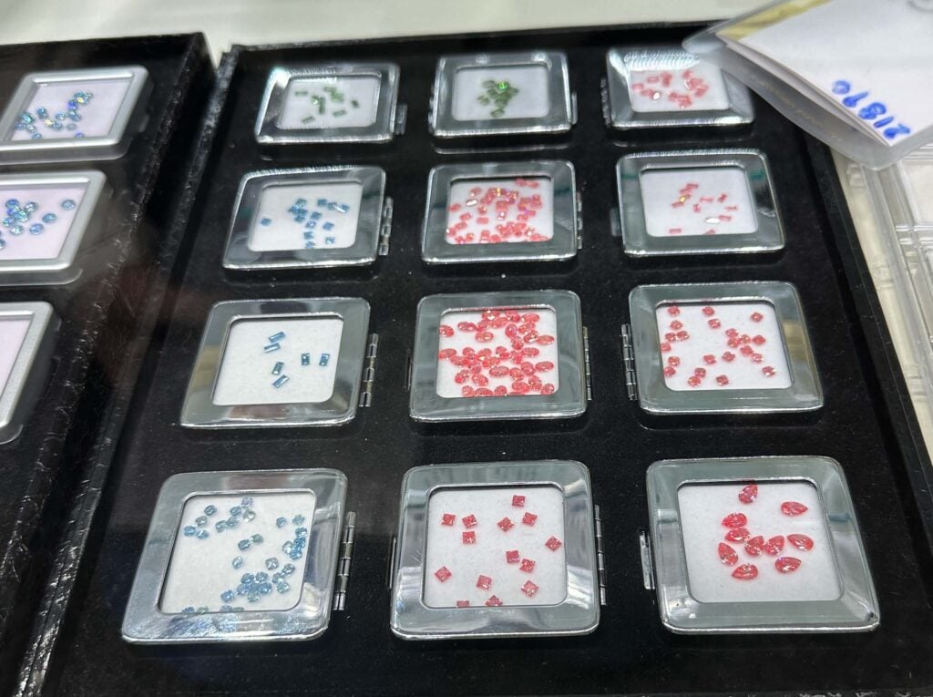  LGD colors