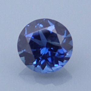 Finished version of Fancy Round Brilliant Cut Sapphire