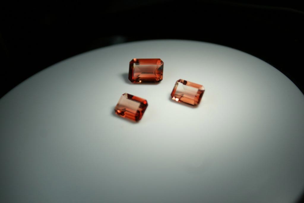 Red - Buying Oregon Sunstones