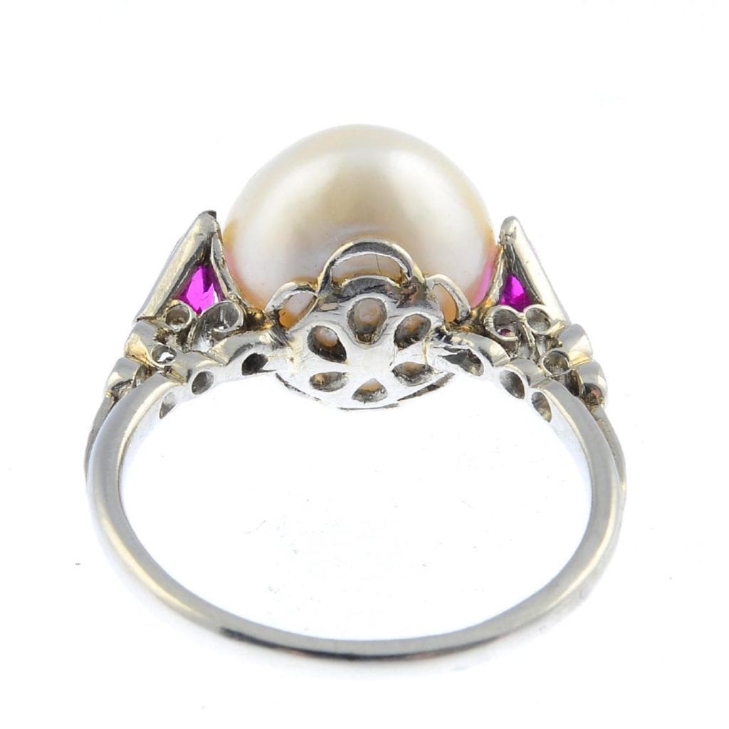 Pearl Value Price And Jewelry Information International Gem Society Pearl Value Price And Jewelry Information