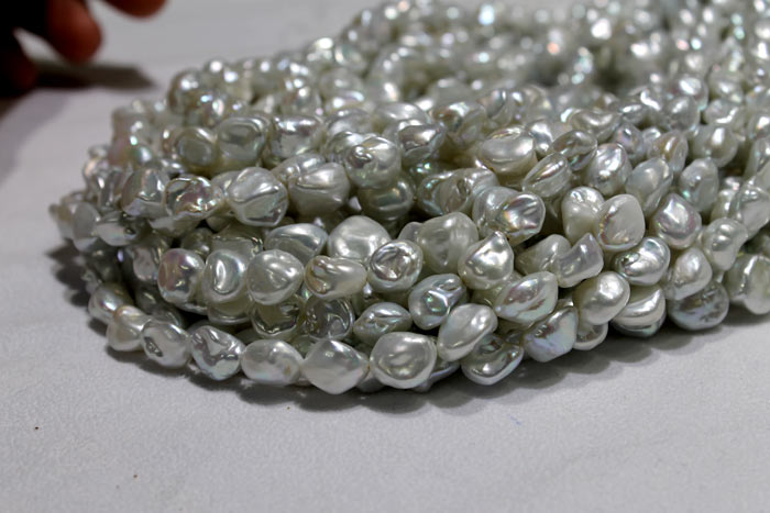 Pearl - Natural, Rough, Gray - International Gem Society