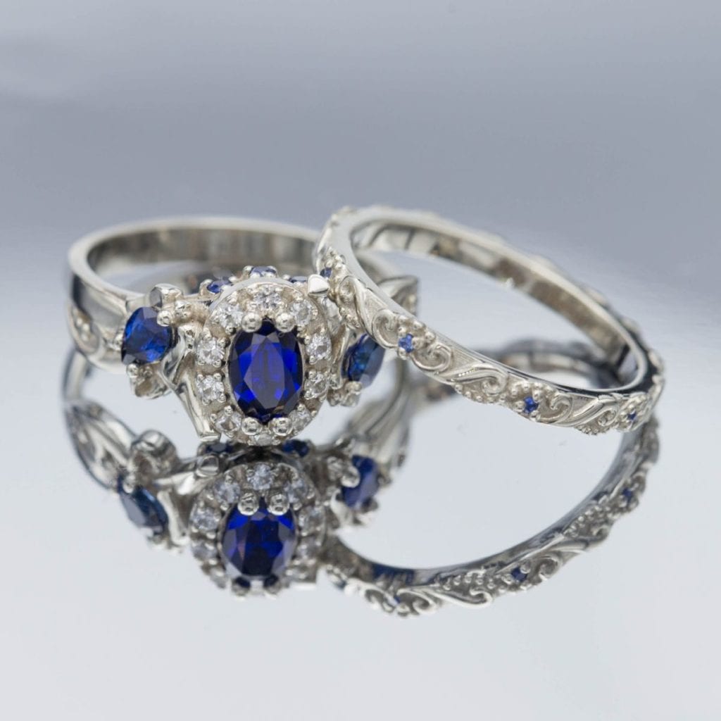 Wear Unique Vintage Engagement Ring From T&H | Tiara – Trumpet & Horn