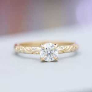 Best Diamond Color for Yellow Gold Rings