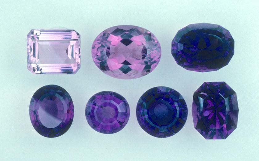 Color of amethyst stone discount